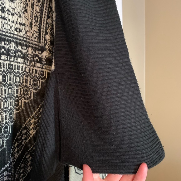 Urban Outfitters open Aztec sweater black/beige - Picture 4 of 7